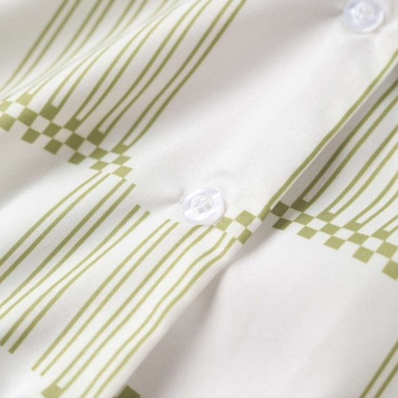 3/20$● CIDER GREEN LONG SLEEVE BLOUSE ○ S - Picture 2 of 7